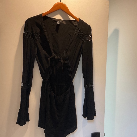 Black romper - Picture 1 of 3